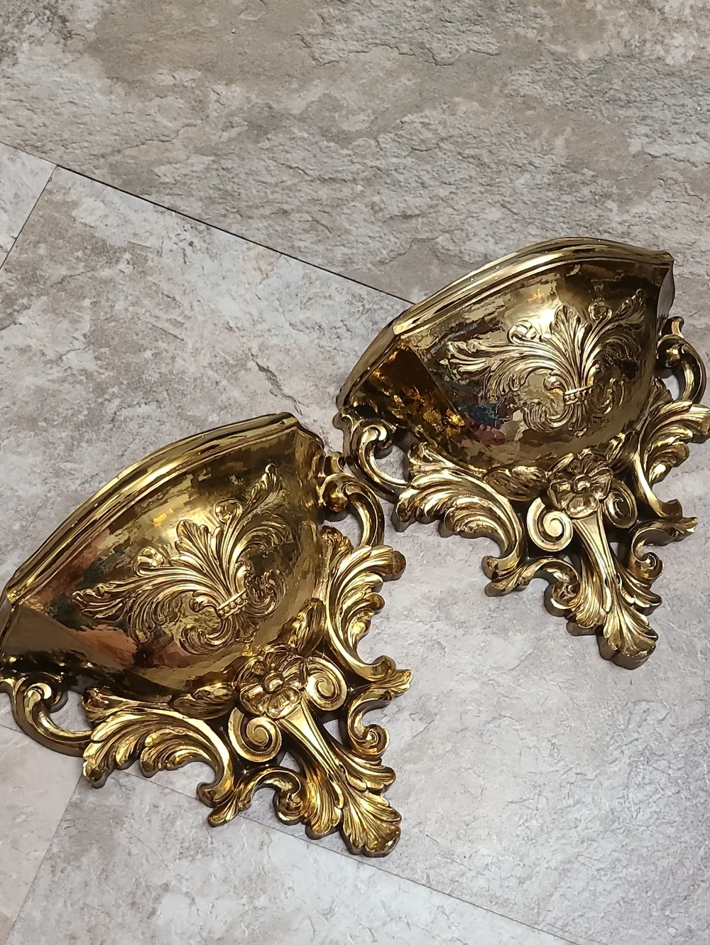 Ornate vintage pair of 1978 6050Homco gold plastic wall pocket planters